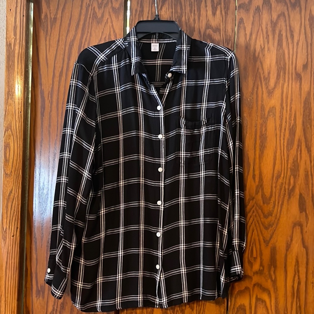 XL Old Navy Long sleeve button up